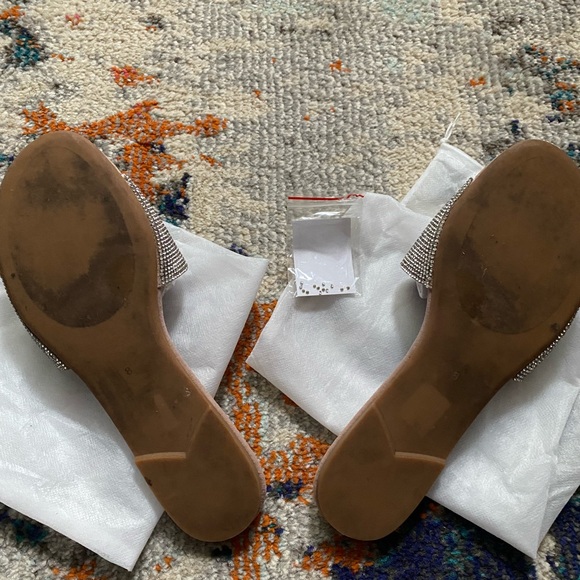 Jeffrey Campbell slides ๐ฅ๐ฅ - Picture 4 of 8